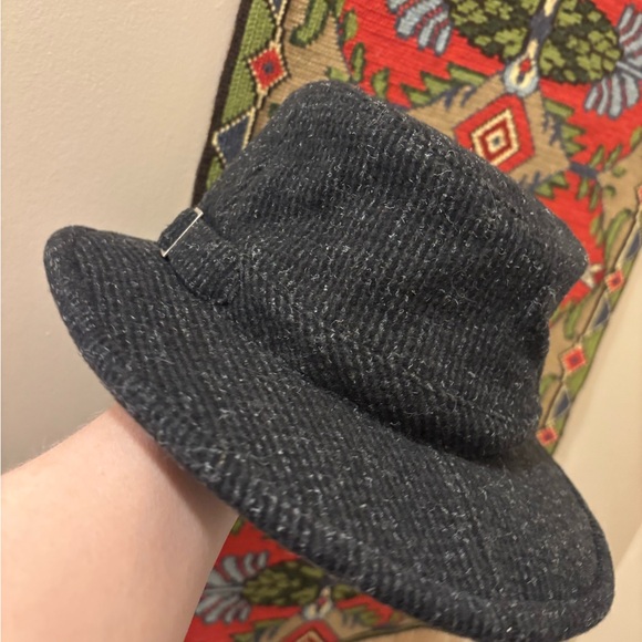 Tilly's Winter Wool Hat - Picture 10 of 12